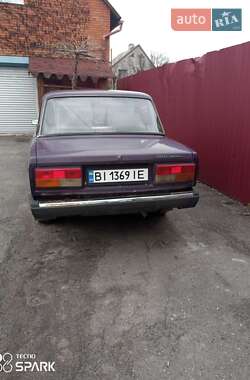 Седан ВАЗ 2107 2004 в Полтаве