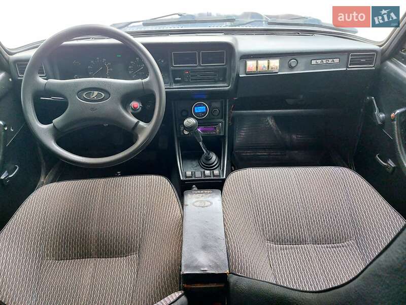 Седан ВАЗ / Lada 2107 2005 в Тростянце