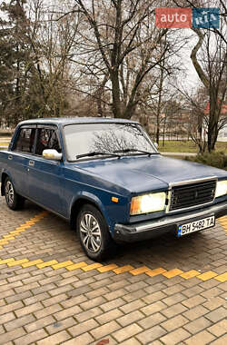 Седан ВАЗ 2107 2002 в Рені