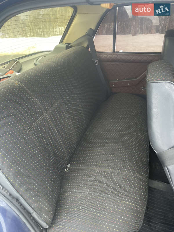 Седан ВАЗ / Lada 2107 2007 в Великих Мостах