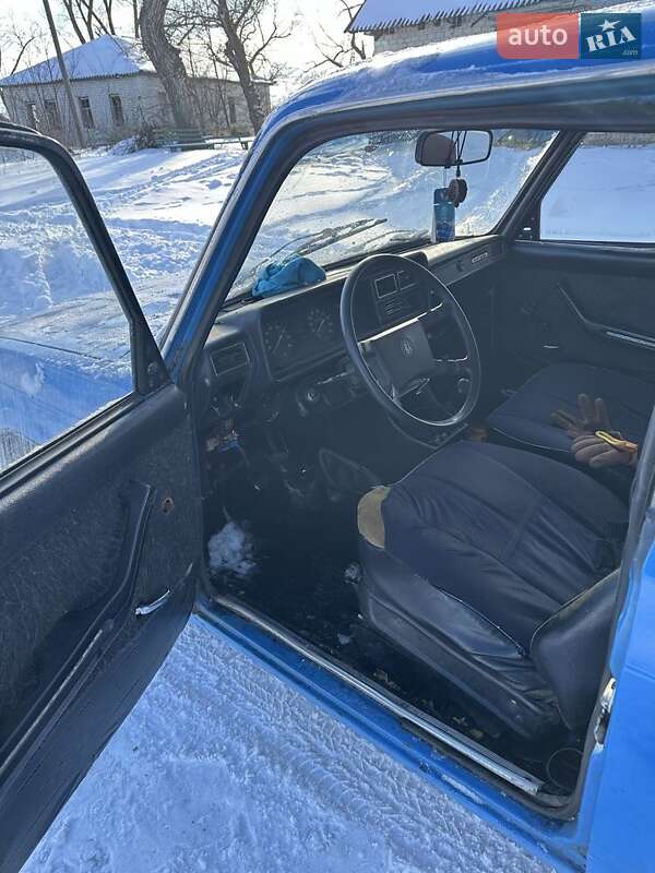 Седан ВАЗ / Lada 2107 1984 в Мене фото 4 Седан ВАЗ / Lada 2107 1984 в Мене