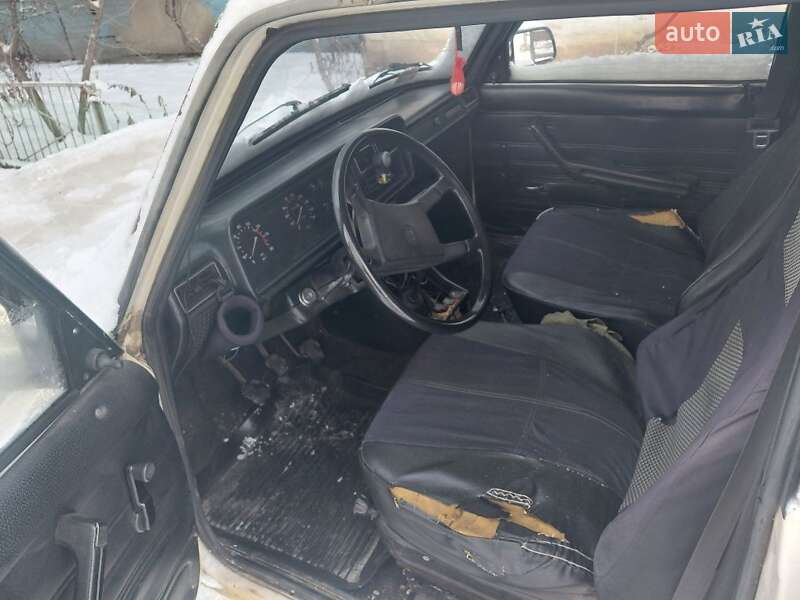 ВАЗ / Lada 2107 1995 ВАЗ / Lada 2107 1995
