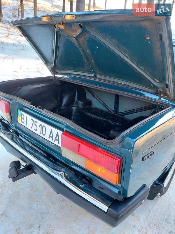 Седан ВАЗ / Lada 2107 2005 в Тростянце