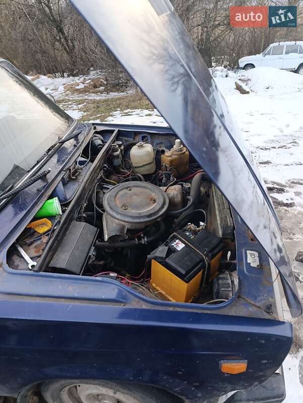 Седан ВАЗ / Lada 2107 2004 в Днепре