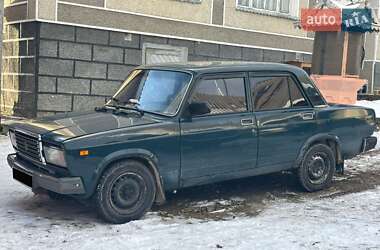 Седан ВАЗ 2107 2005 в Красній