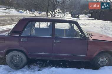 Седан ВАЗ / Lada 2107 2000 в Красилові