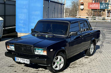 Седан ВАЗ 2107 1999 в Мирополе