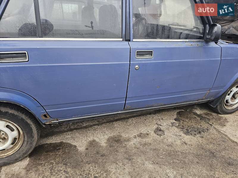 Седан ВАЗ / Lada 2107 2003 в Семеновке