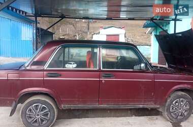 Седан ВАЗ 2107 2003 в Новоднестровске