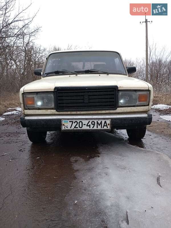 Седан ВАЗ / Lada 2107 1986 в Шишаки