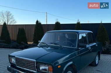 Седан ВАЗ / Lada 2107 2006 в Чернівцях