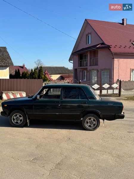 Седан ВАЗ / Lada 2107 2008 в Кицмани