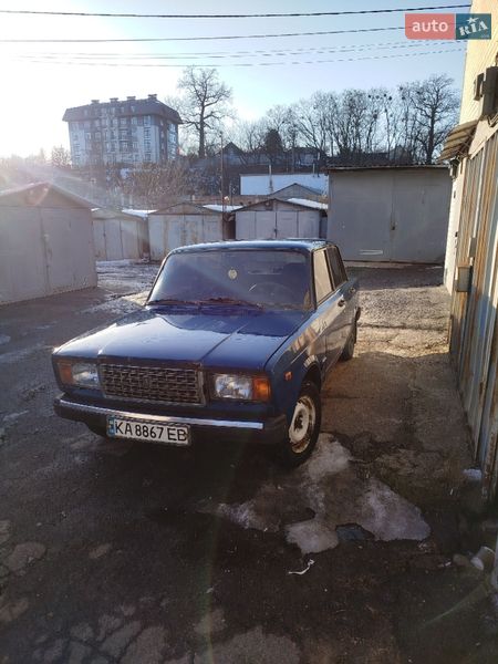 Седан ВАЗ / Lada 2107 2008 в Киеве