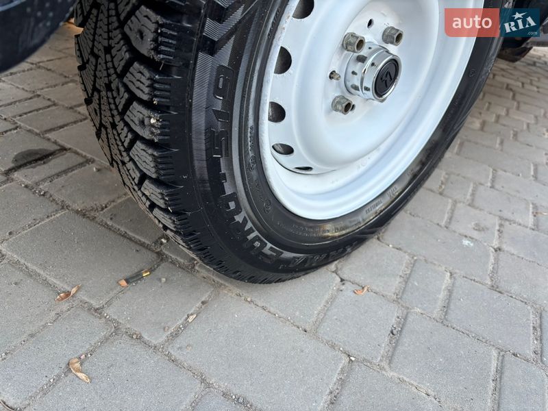 Седан ВАЗ / Lada 2107 2007 в Могилев-Подольске