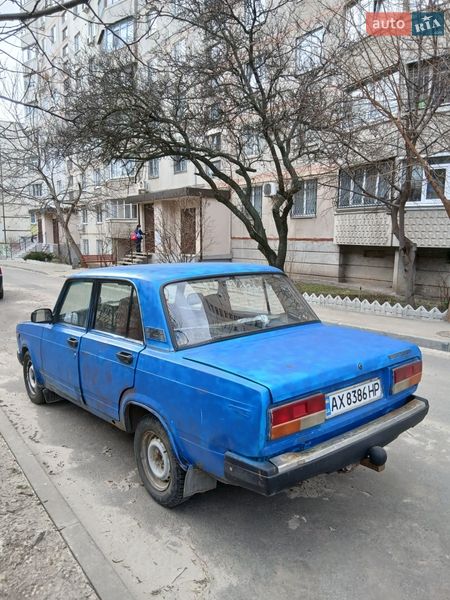 Седан ВАЗ / Lada 2107 1982 в Харькове