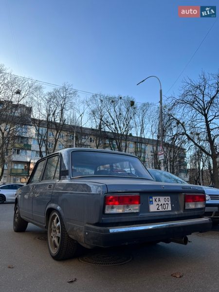 Седан ВАЗ / Lada 2107 2008 в Киеве