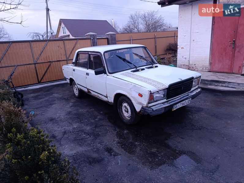 Седан ВАЗ / Lada 2107 1999 в Мироновке