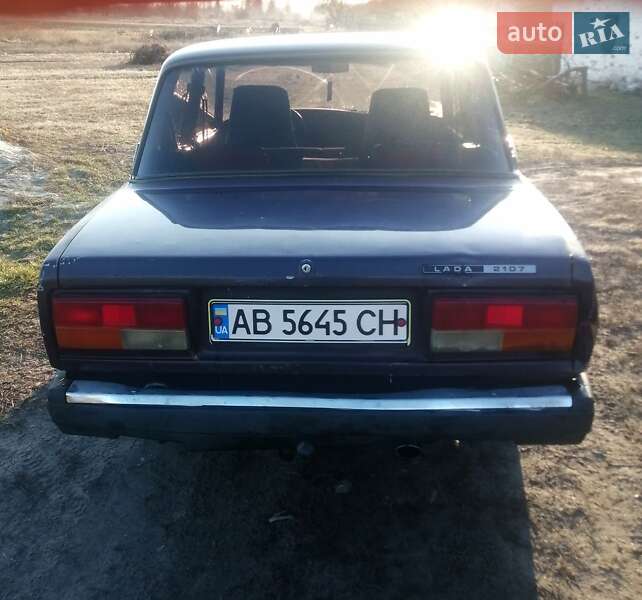 Седан ВАЗ / Lada 2107 2005 в Макарове