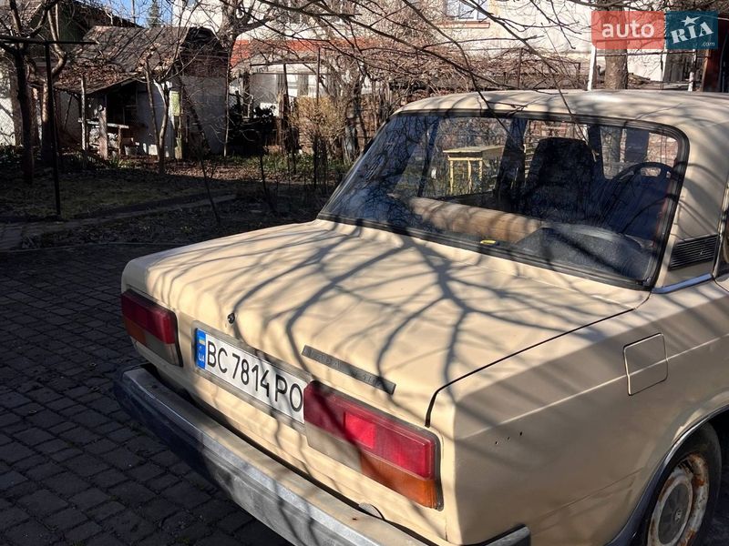 Седан ВАЗ / Lada 2107 1989 в Львове фото 7 Седан ВАЗ / Lada 2107 1989 в Львове