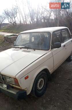 Седан ВАЗ 2107 1988 в Звенигородке