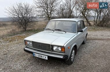 Седан ВАЗ 2107 2007 в Ромнах
