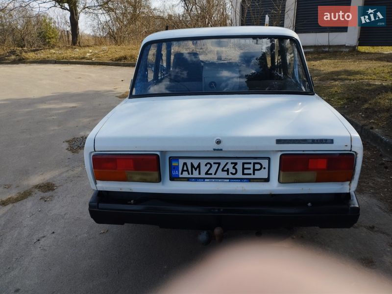 Седан ВАЗ / Lada 2107 2002 в Житомире фото 3 Седан ВАЗ / Lada 2107 2002 в Житомире