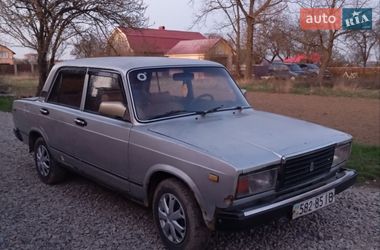 Седан ВАЗ 2107 1990 в Коломиї