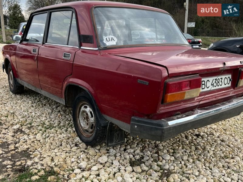 Седан ВАЗ / Lada 2107 1989 в Львові