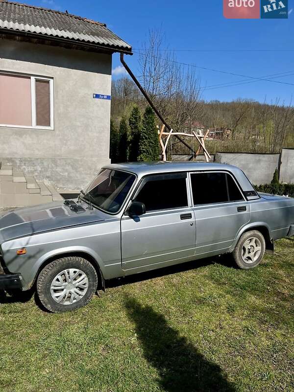 ВАЗ / Lada 2107 2010