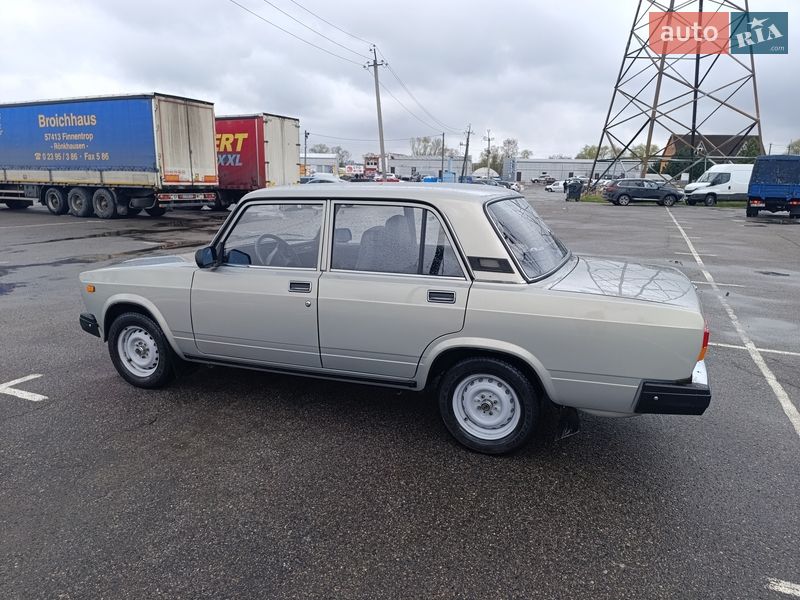 Седан ВАЗ / Lada 2107 2007 в Харькове