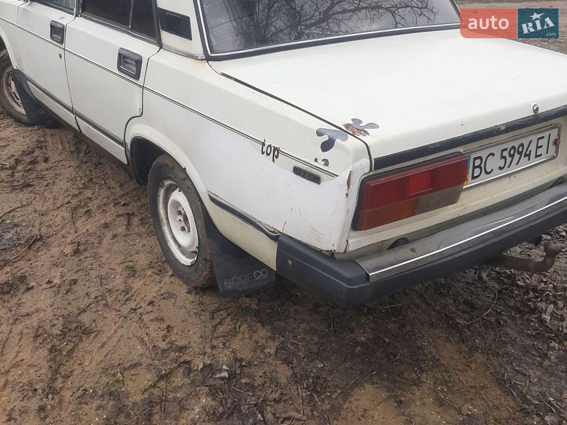 Седан ВАЗ / Lada 2107 1997 в Перемышлянах фото 9 Седан ВАЗ / Lada 2107 1997 в Перемышлянах