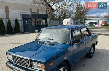 Седан ВАЗ 2107 2004 в Томашполе