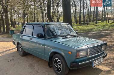 Седан ВАЗ 2107 2005 в Черновцах