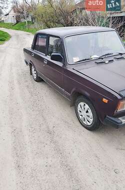 Седан ВАЗ 2107 1999 в Кременчуці