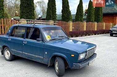 Седан ВАЗ 2107 2004 в Дніпрі