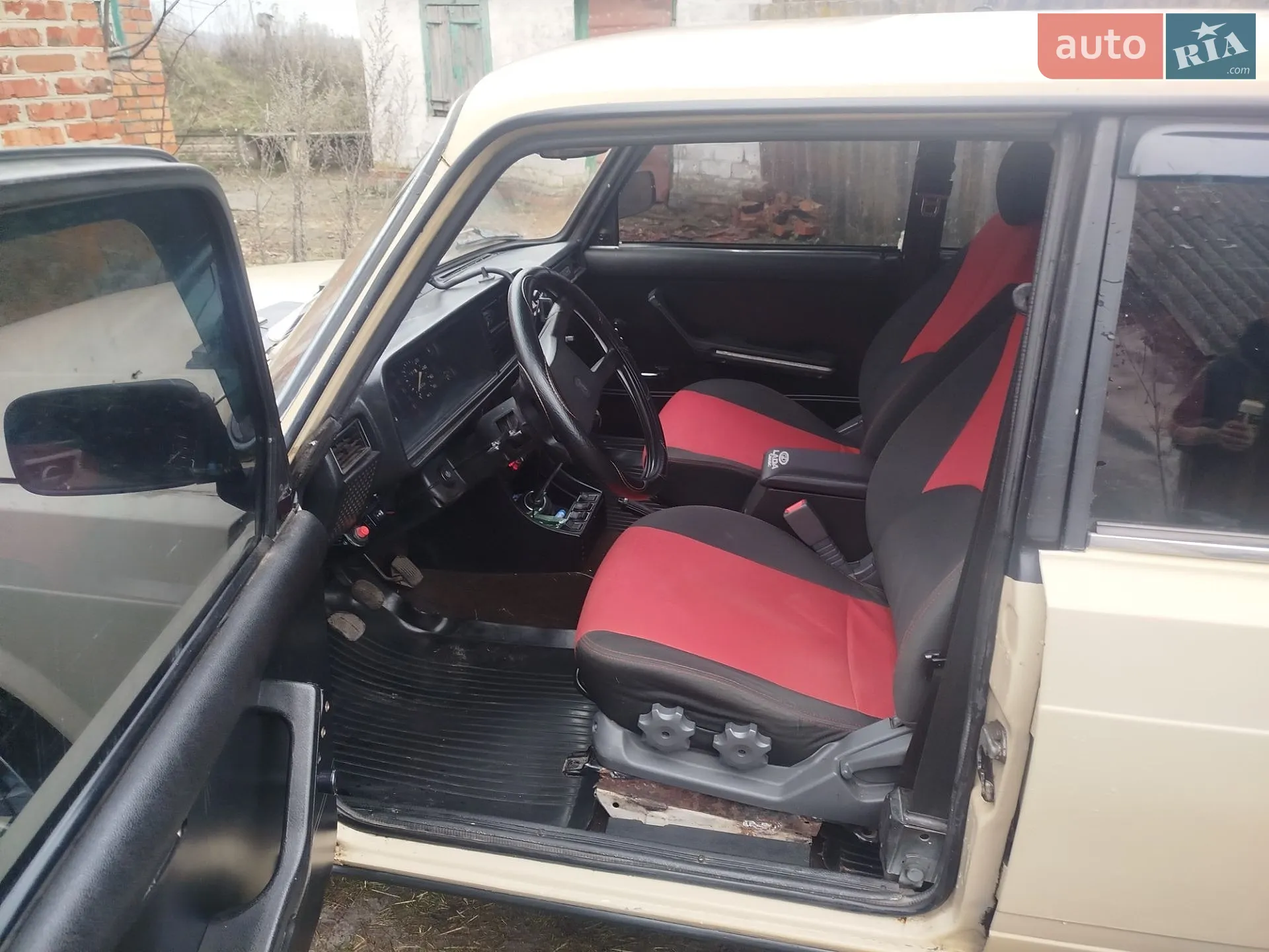 VAZ-Lada 2107 1990 VIN XTA210700L0480880 фото оголошення 6 з 11