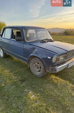 Седан ВАЗ 2107 2002 в Хусте