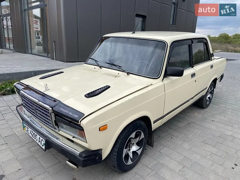ВАЗ / Lada 2107