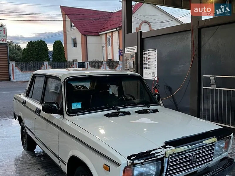 ВАЗ / Lada 2107