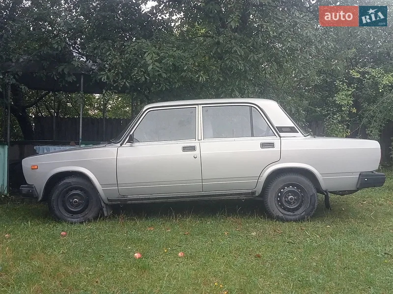 ВАЗ / Lada 2107