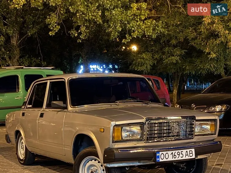 ВАЗ / Lada 2107