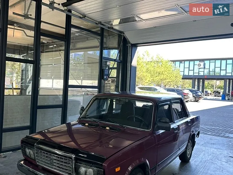 ВАЗ / Lada 2107