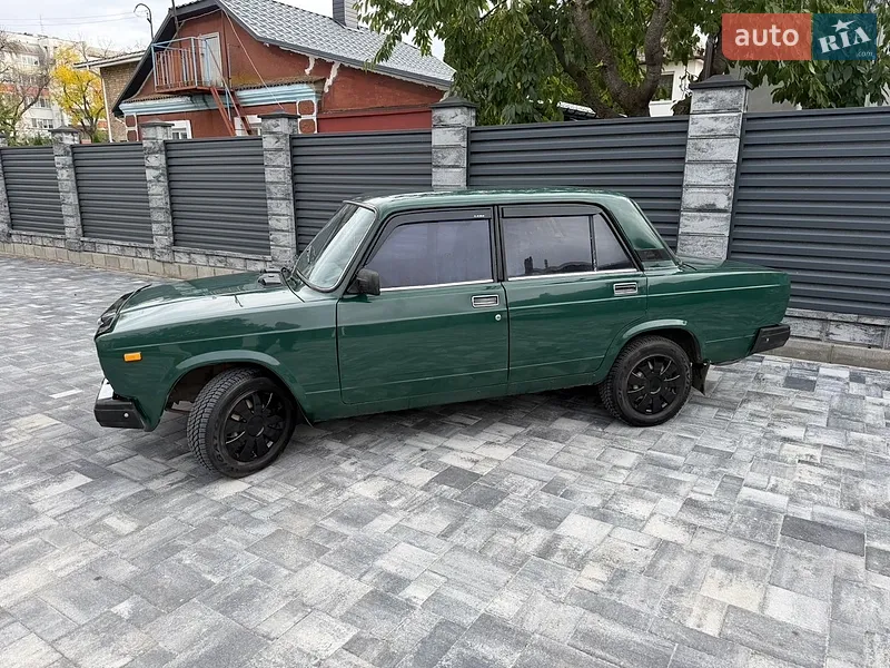 ВАЗ / Lada 2107