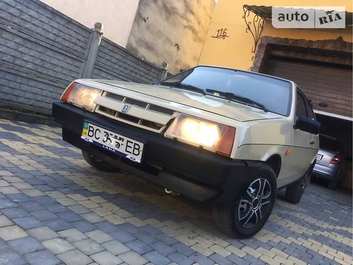 Хэтчбек ВАЗ / Lada 2108 1988 в Львове