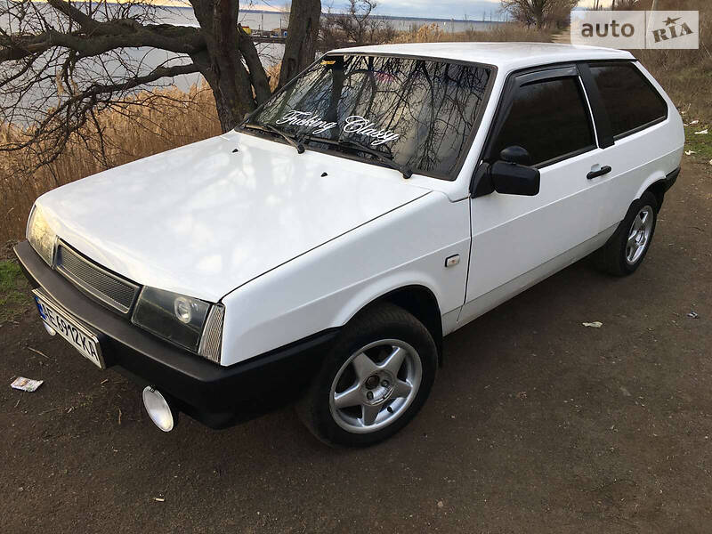 Хэтчбек ВАЗ / Lada 2108 1987 в Никополе
