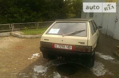 Хэтчбек ВАЗ / Lada 2108 1988 в Черновцах