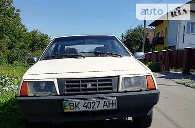 Хэтчбек ВАЗ / Lada 2108 1988 в Ровно