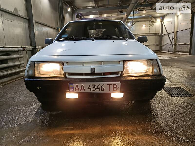Хетчбек ВАЗ / Lada 2108 1992 в Києві