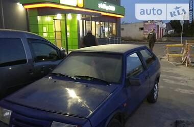 Хэтчбек ВАЗ / Lada 2108 1990 в Киеве