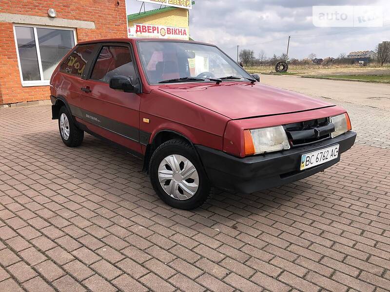 Хетчбек ВАЗ / Lada 2108 1993 в Дрогобичі